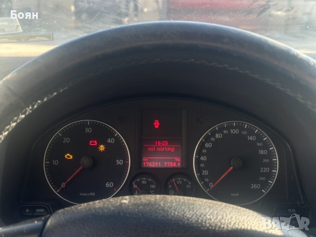 VW Golf 5 , снимка 12 - Автомобили и джипове - 53918736