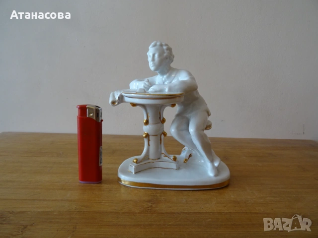 Порцеланова фигура Младият Пушкин ЛФЗ 1960 г
