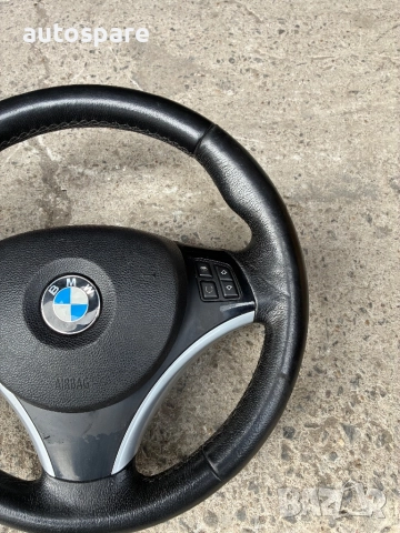 Спортен волан с айрбег BMW Е90 Е91 Е92 Е93 Е81 Е82 Е87 Е88. , снимка 3 - Части - 52803657
