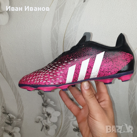 бутонки  Adidas Predator Freak.4 FxG  номер 36 - 36 2/3, снимка 7 - Футбол - 45063249