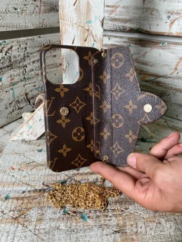 кейсове LOUIS VUITTON WITH AİRPODS louis vuitton , снимка 12 - Калъфи, кейсове - 49004614