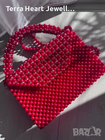 Дамска чанта от перли и кристали, снимка 6 - Чанти - 52502120