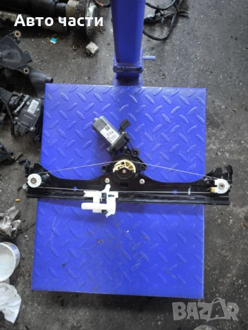 2014 Fiat 500 O/S /F Преден регулатор на прозореца от страната на водача 519760930