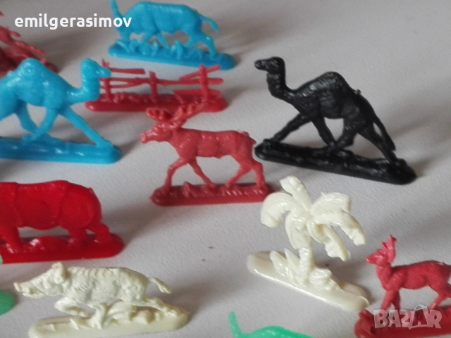 Пластмасови домашни и диви животни и лот динозаври., снимка 15 - Колекции - 35899747