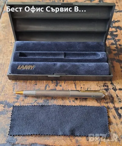 химикалка Lamy Persona twist титаниева с позлатени части, модел 220 уникат, снимка 3 - Колекции - 49998337