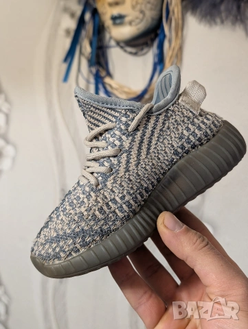 маратонки Yeezy Boost 350 V2 Israfil Kids номер 30 , снимка 7 - Детски маратонки - 53850627