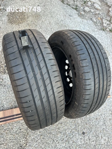 2бр. летни гуми 215/60/16 - Goodyear, снимка 3 - Гуми и джанти - 51359313