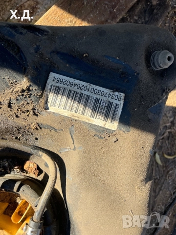 Резервоар Мерцедес Ц-класа w203 комби, снимка 2 - Части - 52525299