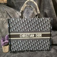 Дамски чанти Dior, снимка 7 - Чанти - 46071216