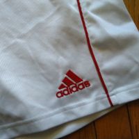 Байерн Мюнхен футболни шорти маркови на Адидас 2005г размер М, снимка 2 - Футбол - 45210991