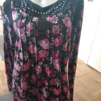 Дамска блуза на цветя, снимка 4 - Блузи с дълъг ръкав и пуловери - 45380533