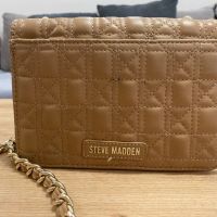 Steve Madden чанта, снимка 10 - Чанти - 45307089