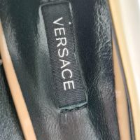 Обувки на висок ток Versace, размер 39, висок клас реплика, снимка 4 - Дамски обувки на ток - 45438222