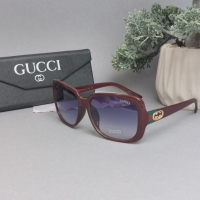 слънчеви очила с кутия на марката и кърпичка на едро , снимка 5 - Слънчеви и диоптрични очила - 45054388