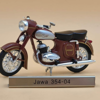 Мотор Jawa 354-04, производител Atlas, мащаб 1:24, снимка 1 - Колекции - 45033241