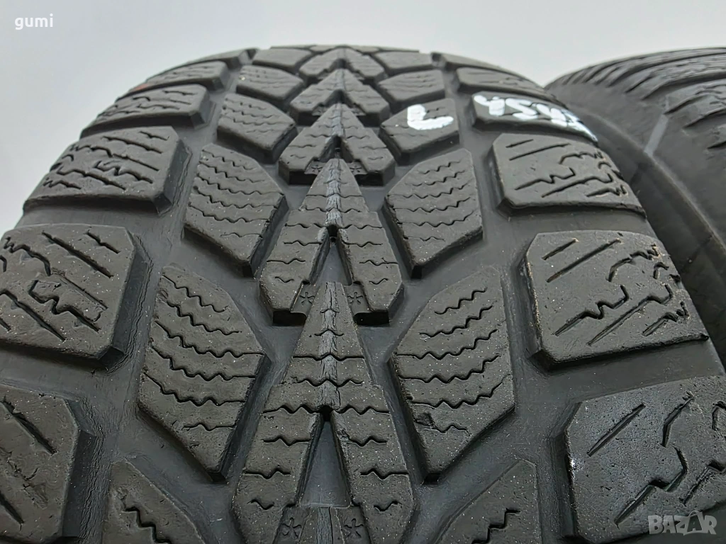 2бр зимни гуми 185/60/15 DUNLOP L04542 , снимка 1