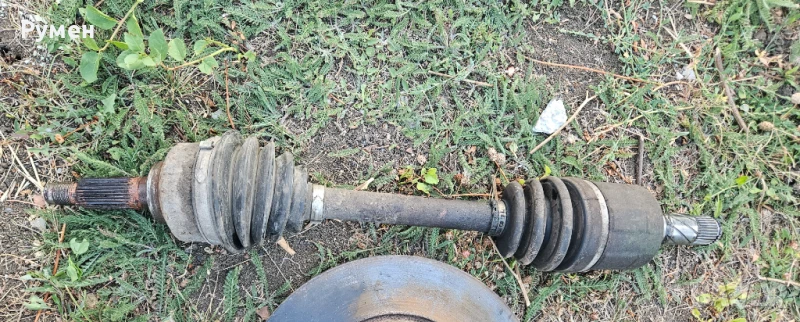 Лява полуоска с карета за Кия Соренто 3.5 бензин, снимка 1