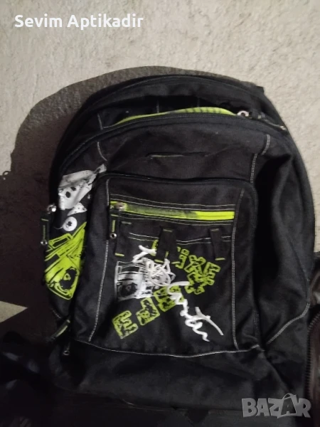 Ученически и туристически раници на цени от 30 до 50 лв, снимка 1