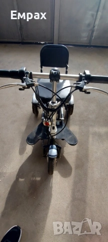 Триколка, снимка 3 - Детски велосипеди, триколки и коли - 53158404