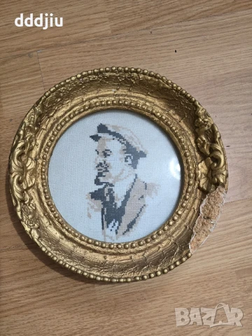Стара малка картина гоблен Ленин