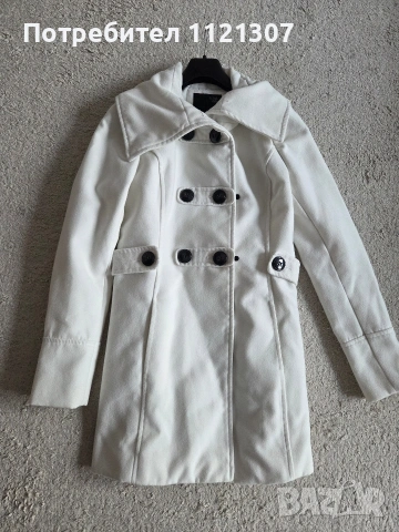 Красиво бяло палто , снимка 5 - Палта, манта - 54043105