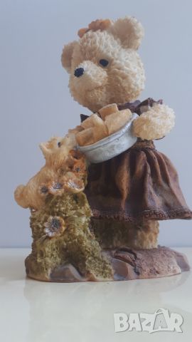 Декоративна мечка с пай и кученце или котенце, снимка 3 - Декорация за дома - 45751042