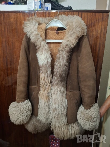 Дамски вълнен кожух-къс и дълъг