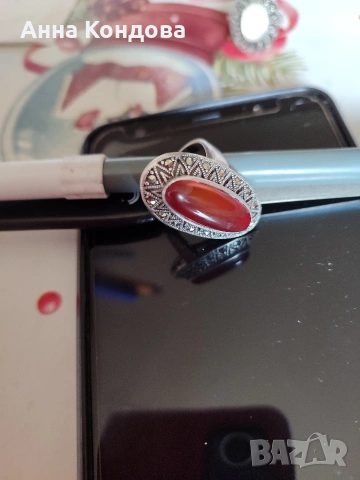 Сребърен пръстен с естествен камък корнелит 
