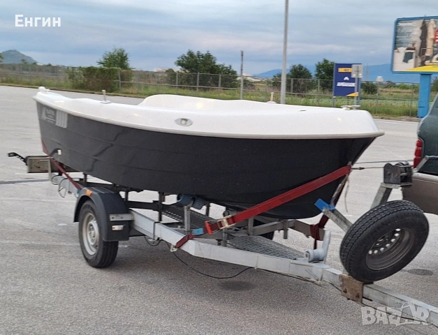 Продавам рибарска лодка, снимка 2 - Воден транспорт - 54208607