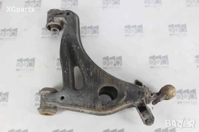 Носач преден десен за Mercedes C-class W202 (1993-2000), снимка 2 - Части - 50016071