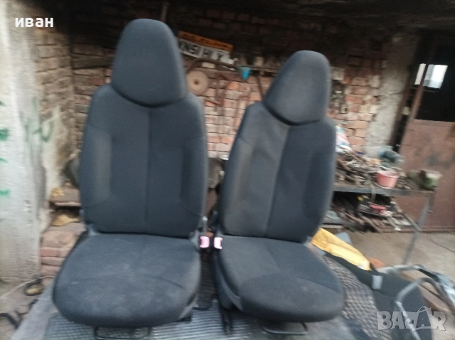 Предни седалки за Тойота Айго 2 врати. 2009 год., снимка 3 - Части - 51662258