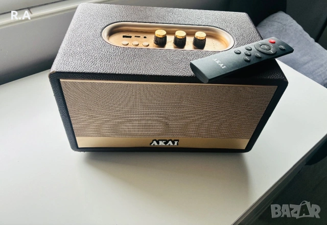 Тонколона AKAI