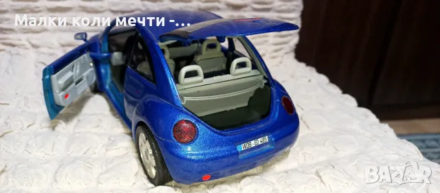 VW Beetle - 1998 г.  Мащаб 1:18, снимка 4 - Колекции - 47283468