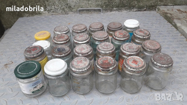 Стъклени буркани, различни с винтови капачки , снимка 8 - Буркани, бутилки и капачки - 53343023