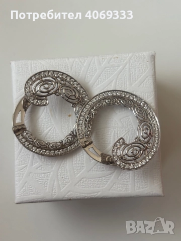 Обеци от бяло 18к злато “Valentin” ⚖️7.59гр С монтирани 96 бр 💎💎💎, снимка 2 - Обеци - 51747992