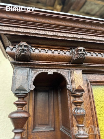 Масивен антикварен шкаф-кабинет с изключително богата ръчна резба, снимка 5 - Бюфети - 53959131