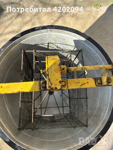 Центрофуга за мед, снимка 2 - За пчели - 53656897