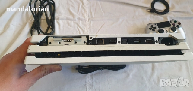 Sony PlayStation 4 PRO WHITE edition , снимка 2 - PlayStation конзоли - 53808434
