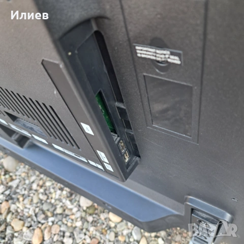 Телевизор Strong SRT 49FX4003, снимка 5 - Телевизори - 53813368