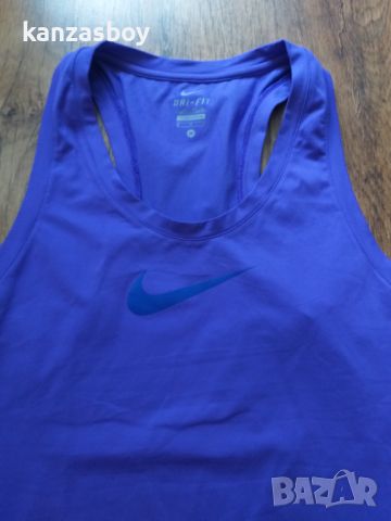 NIKE - страхотен дамски потник КАТО НОВ M, снимка 2 - Потници - 46553143