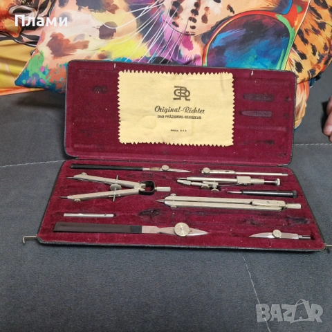 Комплект за чертане Рихтер коперник 7, снимка 3 - Друго - 54013201