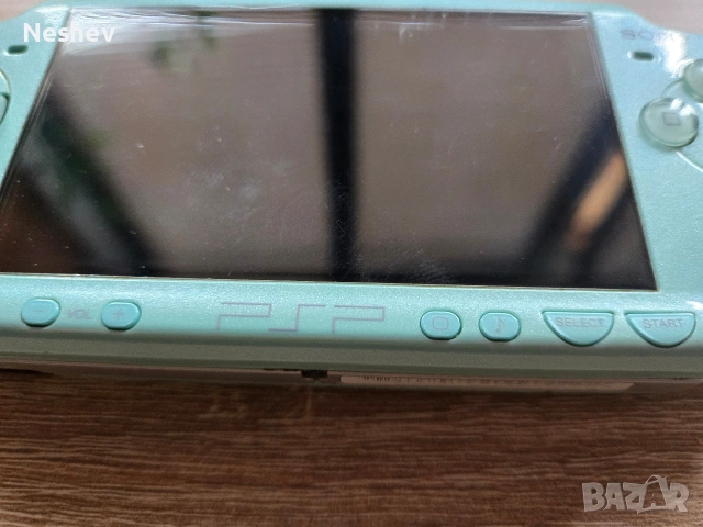 PSP 2000 Limited Mint Green, снимка 8 - PlayStation конзоли - 54128235