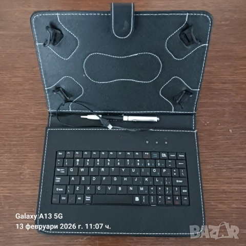 КАЛЪФ ЗА ТАБЛЕТ С КЛАВИАТУРА