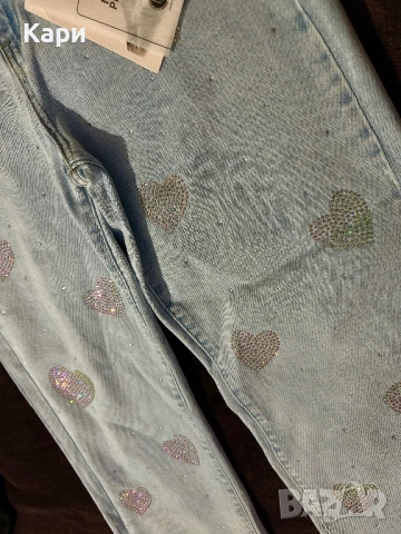 Дамски дънки с широк крачол и камъчета сърца, снимка 3 - Панталони - 54117119