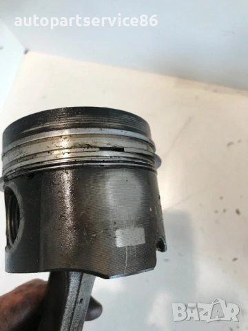 Бутало с шатун за Peugeot 406 2.1 TD (1998), снимка 3 - Части - 53683276