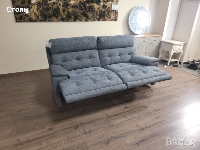 Сив диван тройка от плат с електрически релаксиращ механизъм, снимка 8 - Дивани и мека мебел - 53719996