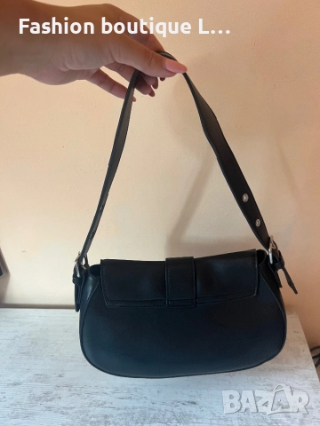 Черна кожена чанта за рамо с регулираща се дължина на дръжката и отделен джоб с цип на LC WAIKIKI 🖤, снимка 6 - Чанти - 51892979