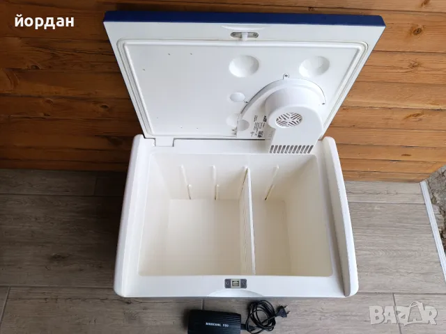 Хладилна чанта Coleman 12/220 волта, снимка 7 - Хладилни чанти - 49765275