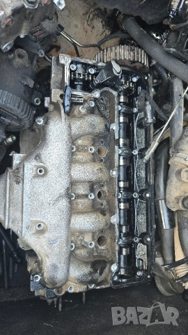 Глава к-т с разпределителни валове Пежо / Ситроен 2.2 HDi 133 Peugeot Citroen, снимка 3 - Части - 54018734