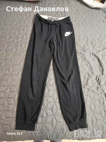 Дамско долнище Nike 